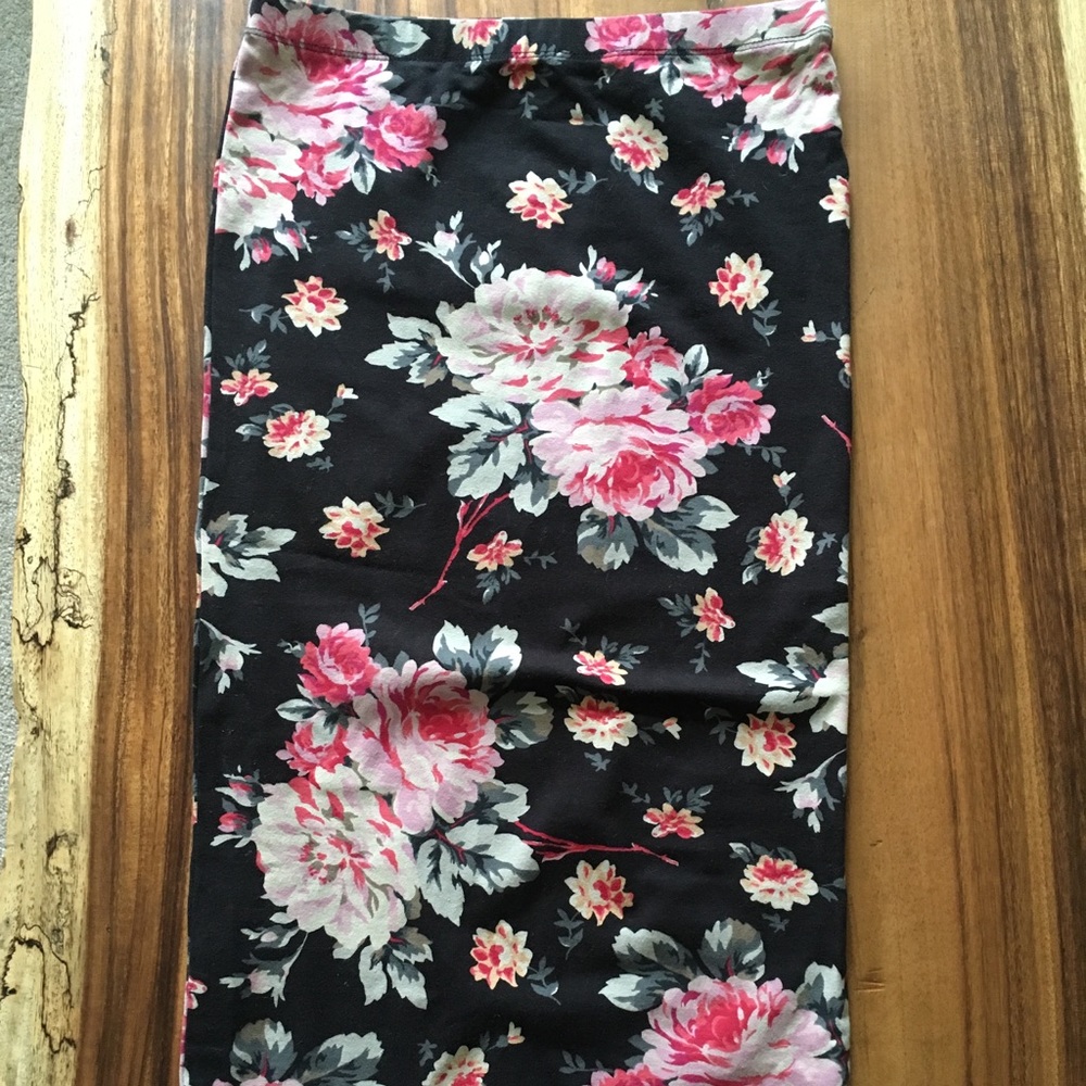 Floral pencil skirt